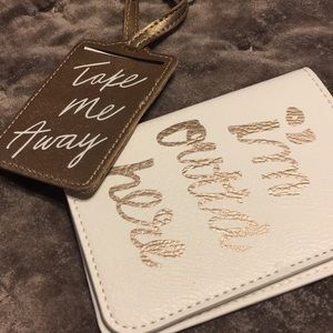 Matching Passport and Luggage Tag Set